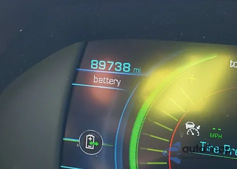 2018 Chevrolet Volt Premier из США, поврежденный, VIN 1G1RD6S5XJU151423